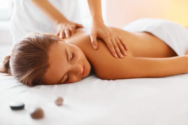 Lợi ích của việc massage tại nhà